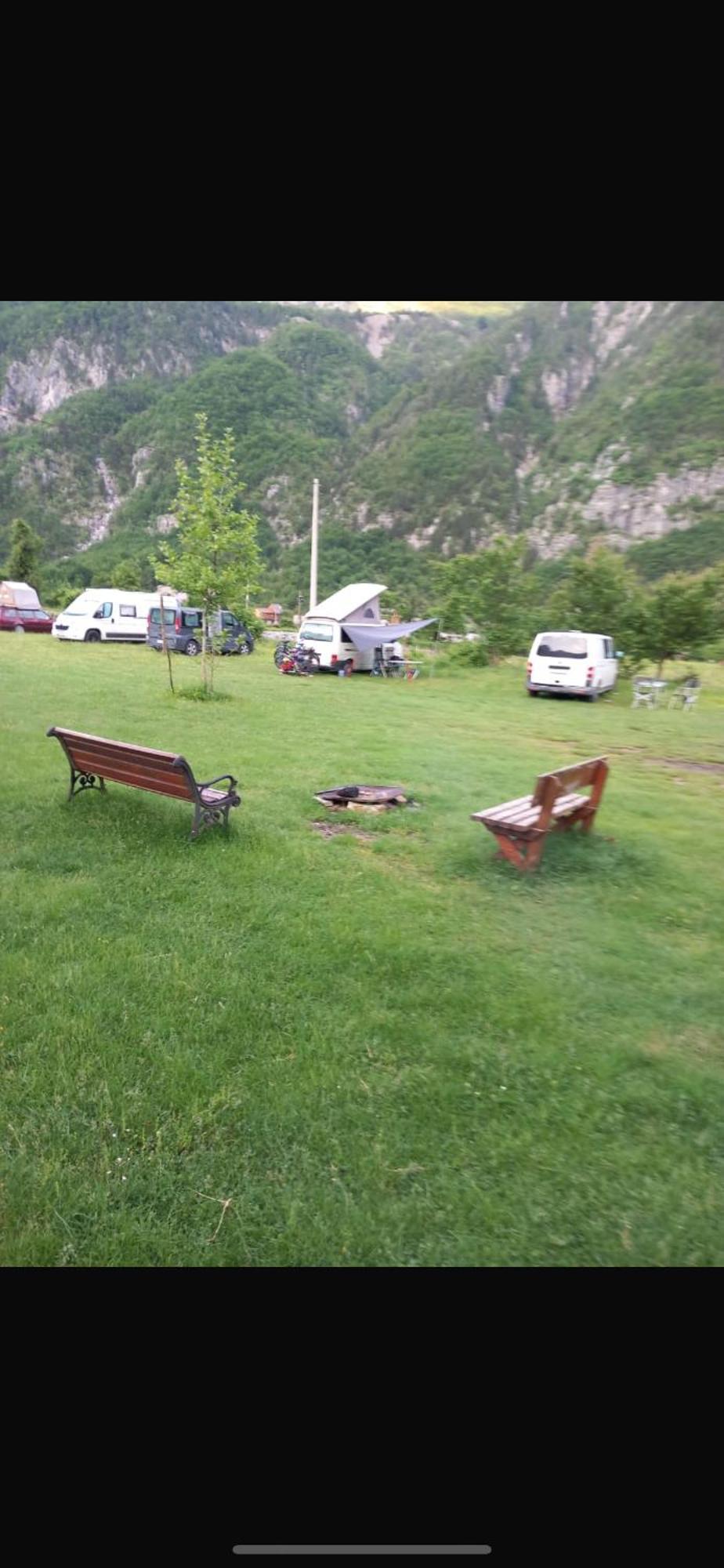 Guesthouse Pashko Theth Esterno foto